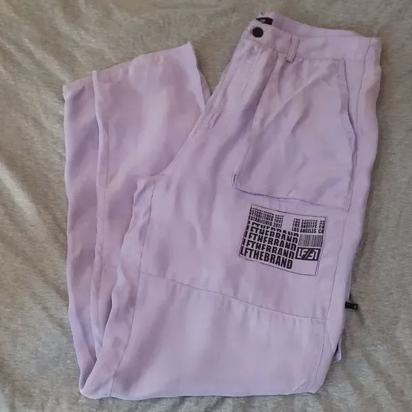 LF the Brand Lavender Purple High Waisted Cargo Pants 00 or 2 NWOT - Picture 7 of 7